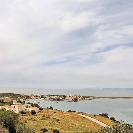 Homely And Tranquil Near The Mesokhórion